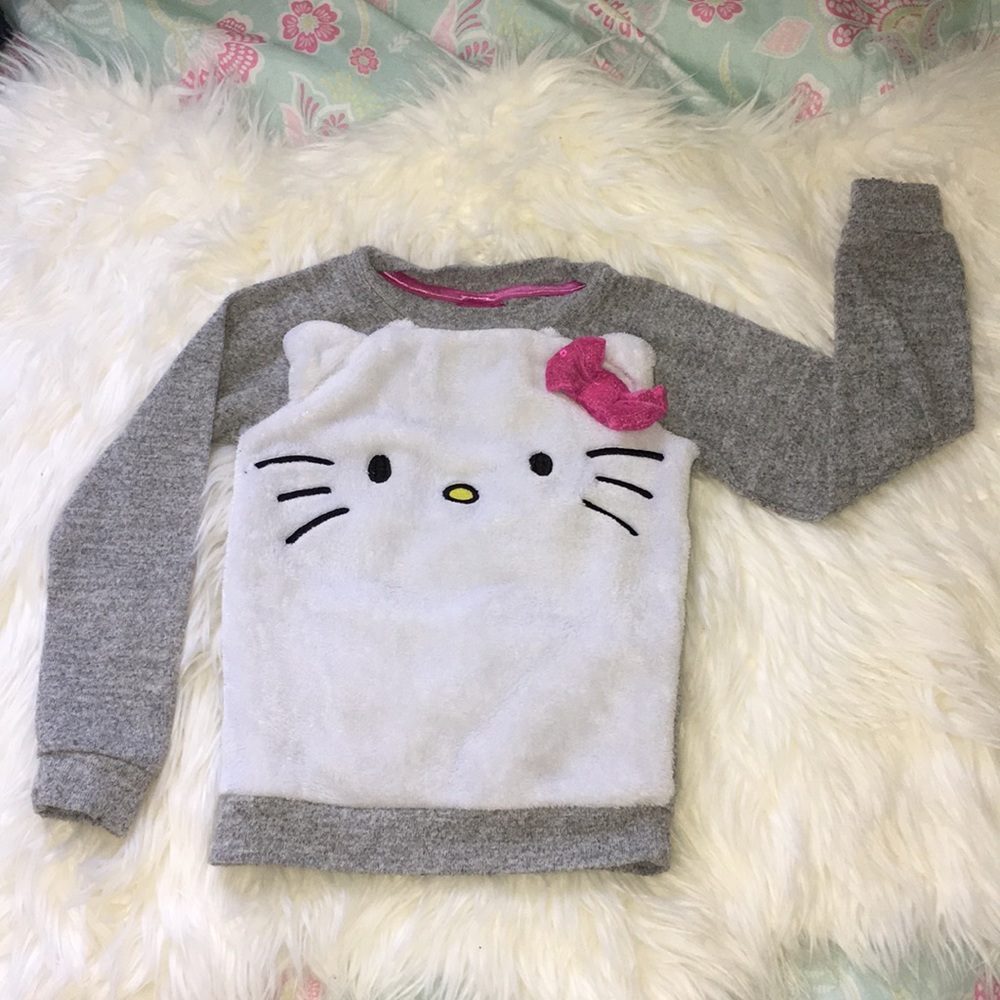 Hello kitty character sweater